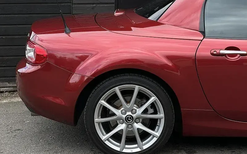 Used Mazda MX5 Inclusive 160 HP (117 kW) 2015 Red Cabriolet