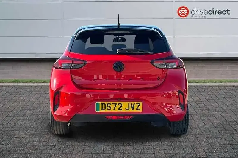 Second-hand Vauxhall Corsa-e Edition 100 kW (136 CP) 2022 Roșu Hatchback