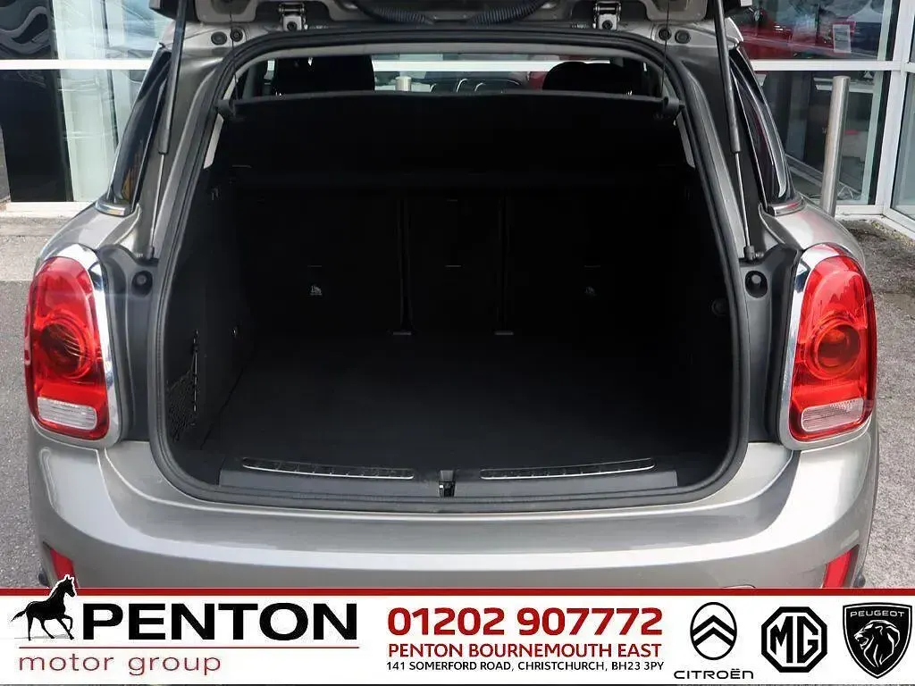 Used Mini Cooper Countryman Classic 134 HP (98 kW) 2019 Silver SUV
