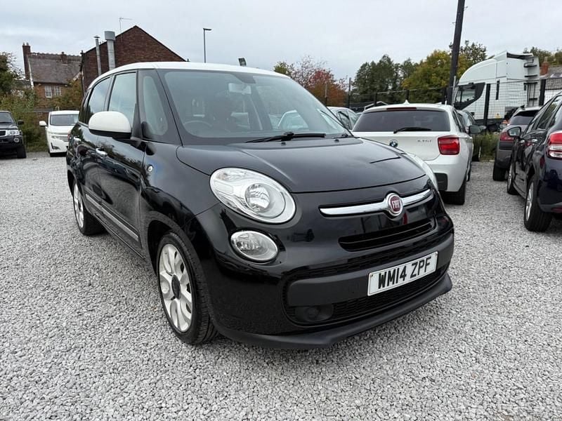Black/white Used 2014 Fiat 500L Pop Star MPV | £2,970 (Fair price) - Image 1/4