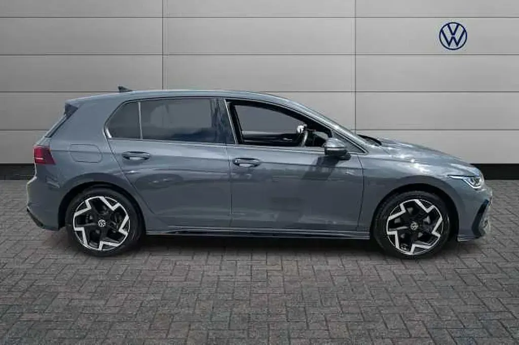 Used VW Golf VIII 150 HP (110 kW) 2025