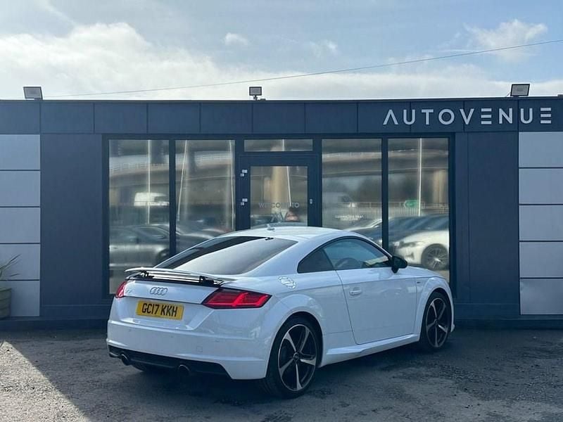 Used Audi TT Black Edition 180 HP (132 kW) 2017 White Coupe