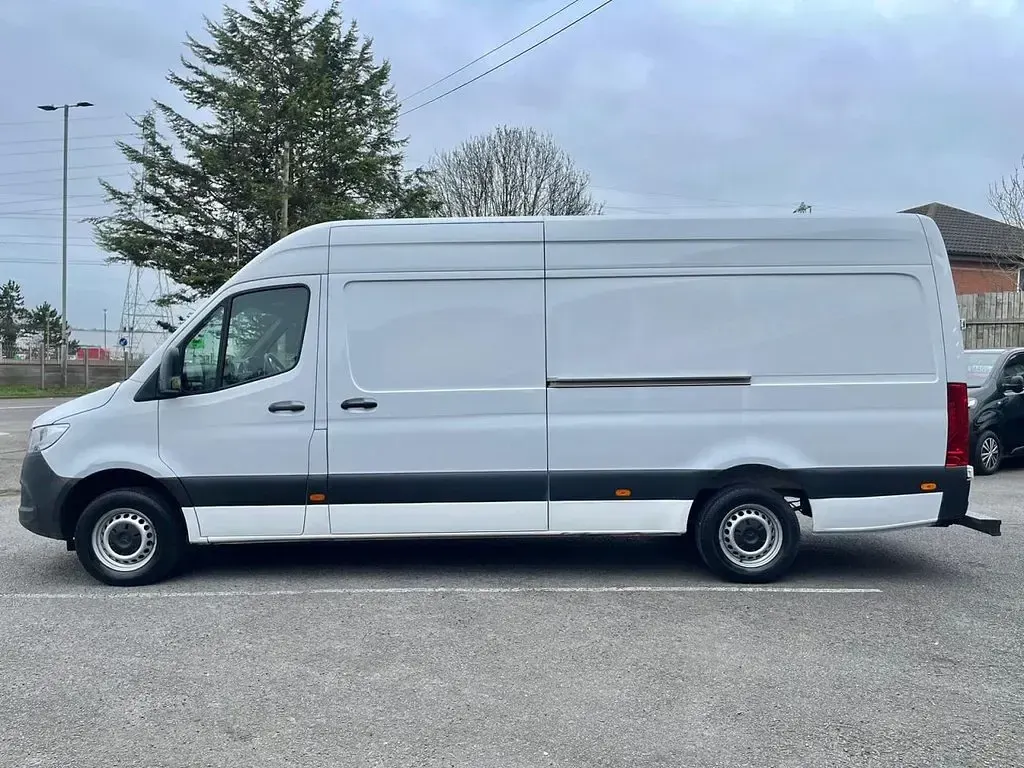 Used Mercedes Sprinter Progressive 2023 White Van