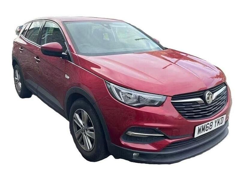 Used Vauxhall Grandland X S 130 HP (95 kW) 2019 Red SUV