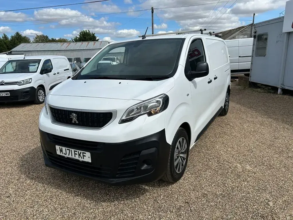 Used Peugeot Expert 2021 White Van