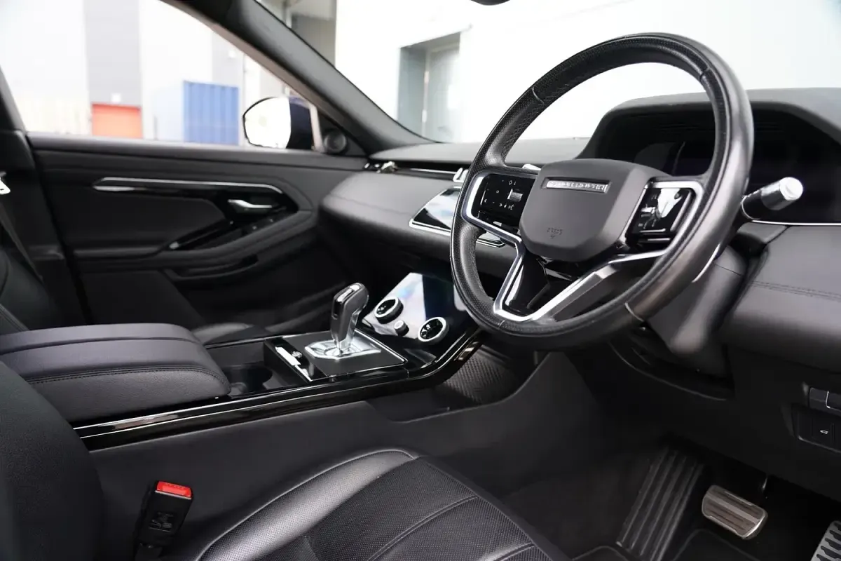 Used Land Rover Range Rover evoque SE Dynamic 2021 Grey SUV