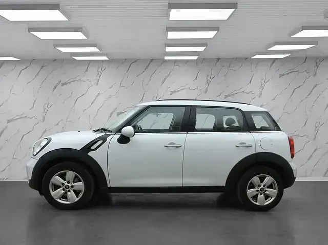 Used Mini Cooper Countryman 122 HP (89 kW) 2014 White SUV