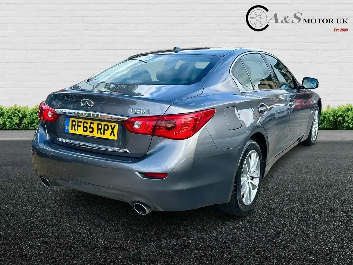 Used Infiniti Q50 Premium 170 HP (125 kW) 2015 Grey Sedan