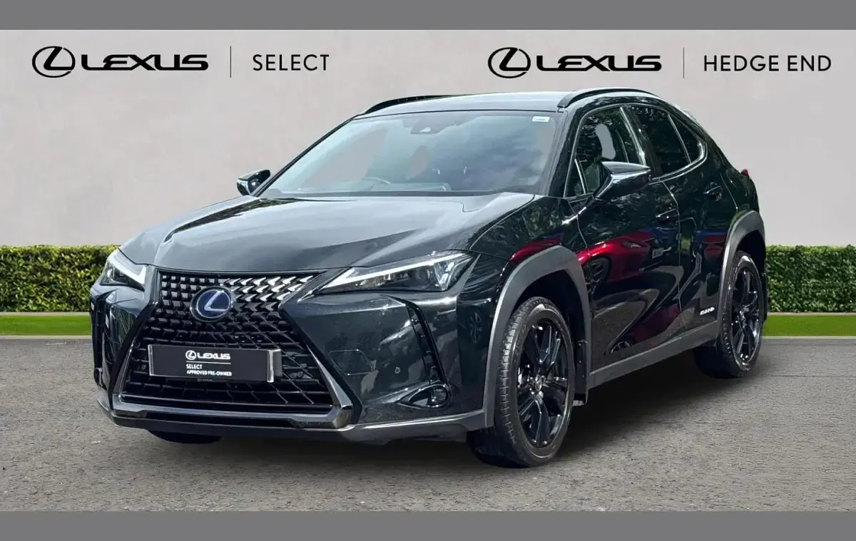 Used Lexus UX 250h 180 HP (132 kW) 2021 Black SUV