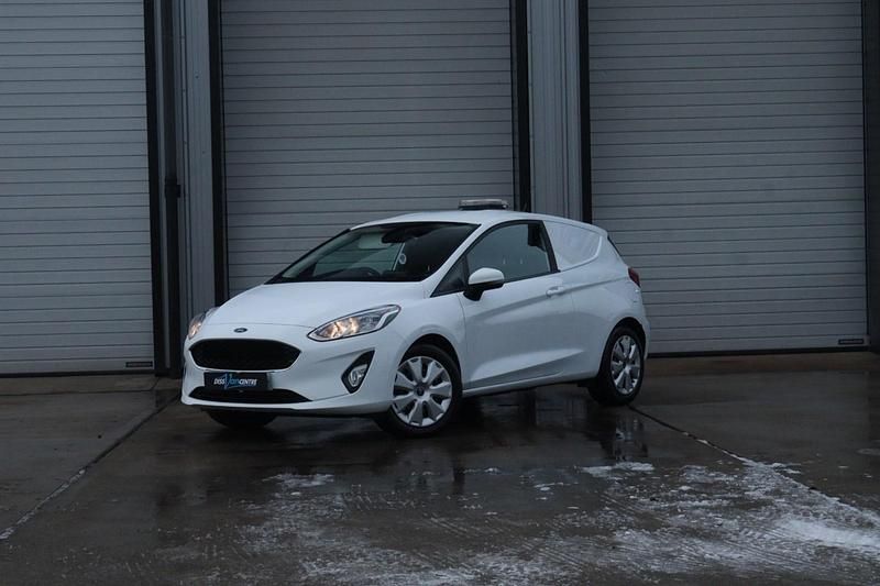 Used Ford Fiesta 2020 White Van