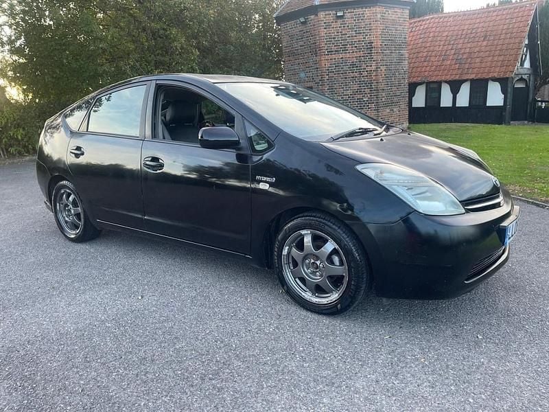 Black Used 2008 Toyota Prius T3 Hatchback | £1,495 (Expensive) - Image 1/4