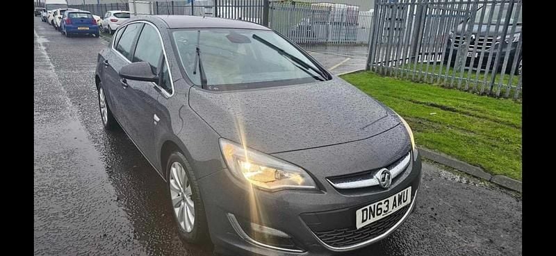 Grey Used 2013 Vauxhall Astra Hatchback | £1,895 (Good price) - Image 1/4