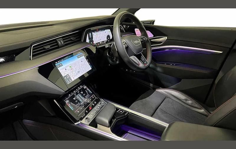 Used Audi Q8 e-tron Advanced 300 kW (408 HP) 2023 Black SUV