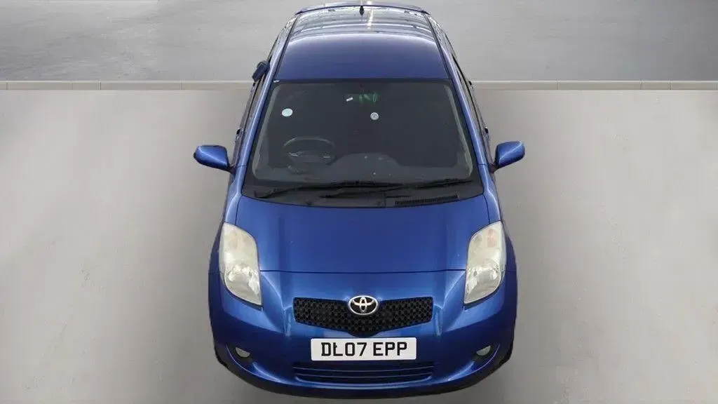 Used Toyota Yaris SR 85 HP (62 kW) 2007 Blue Hatchback