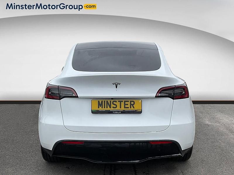 Used Tesla Model Y Long Range AWD 378 kW (514 HP) 2022 White SUV