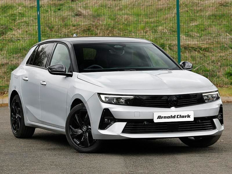 New Vauxhall Astra 130 HP (95 kW) 2026 Two coat metallic  crystal silver Hatchback