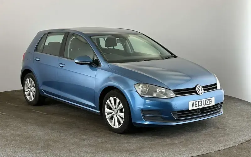 Used VW Golf VII SE 105 HP (77 kW) 2013 Hatchback