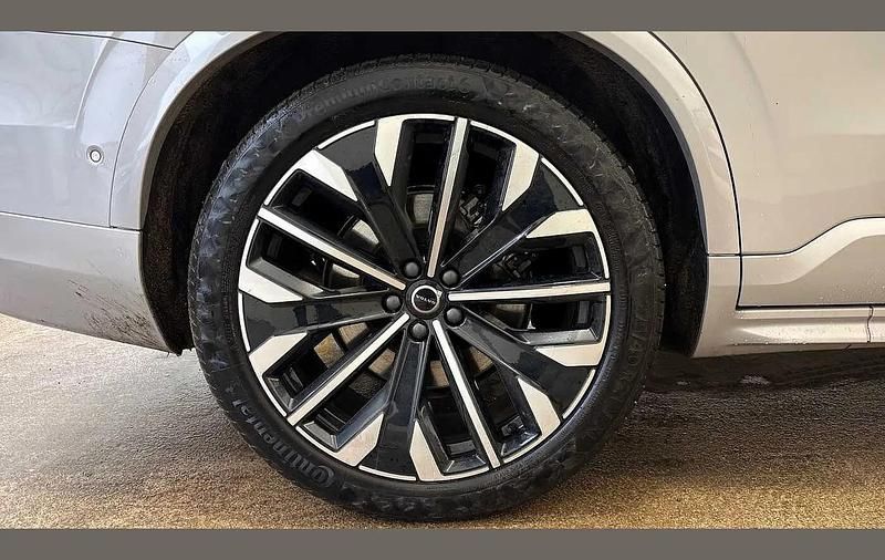 Usado Volvo XC90 Ultra 455 CV (334 kW) 2025 Plateado SUV