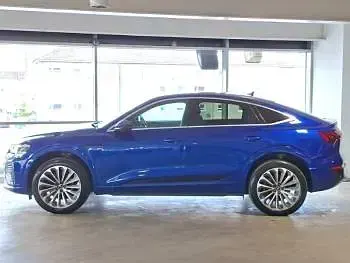 Used Audi Q8 e-tron S-Line 300 kW (408 HP) 2023 Blue SUV