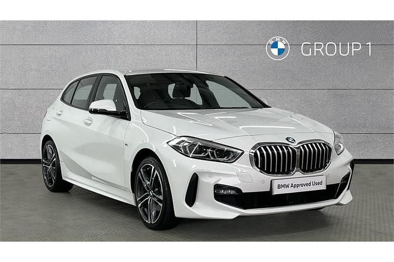 Alpine white Used 2023 BMW 118 M Sport Hatchback | £22,195 (Fair price) - Image 1/4