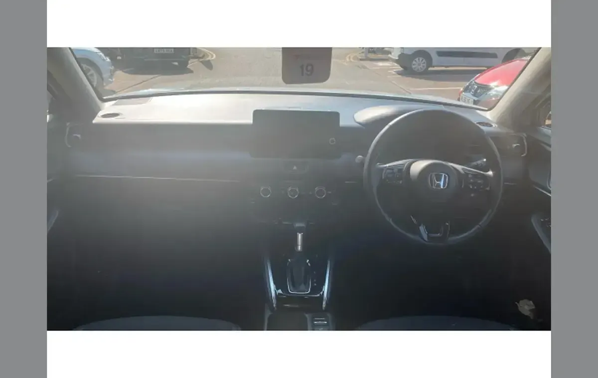 Used Honda HR-V Advance 131 HP (96 kW) 2025 White SUV