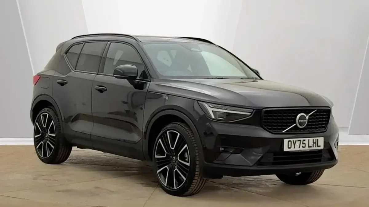 Used Volvo XC40 Ultra 197 HP (144 kW) 2025 SUV