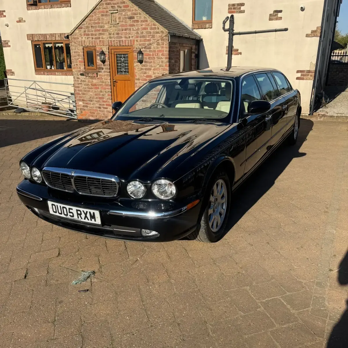 Used Jaguar XJ6 SE 2005 Black Sedan