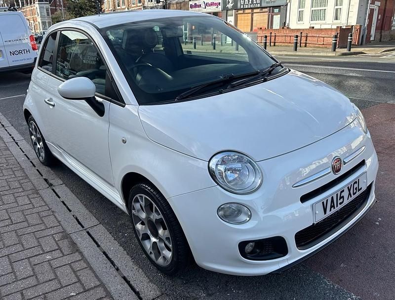 Used Fiat 500 S 69 HP (50 kW) 2015 White Hatchback