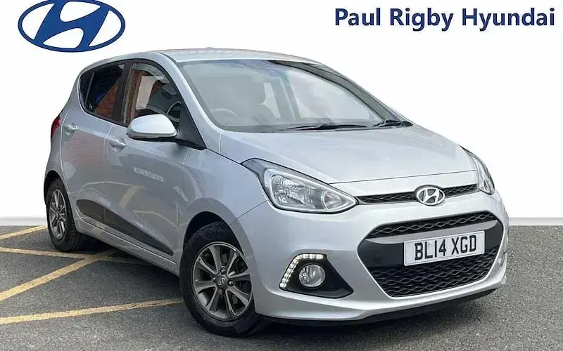 Used Hyundai i10 Premium 87 HP (63 kW) 2016 Hatchback