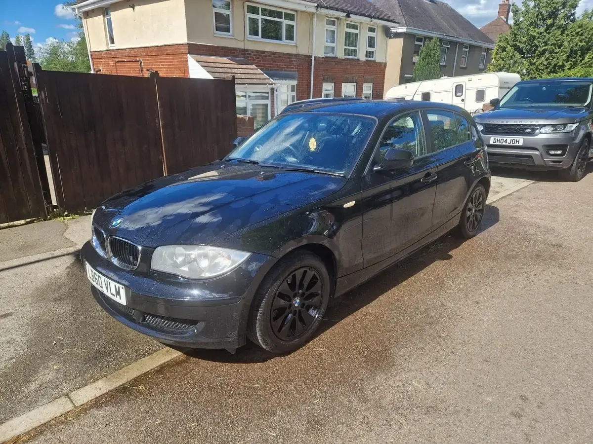 Used BMW 118 2011 Black Hatchback