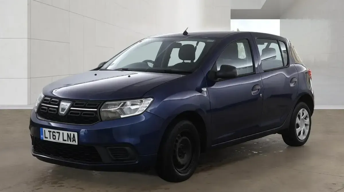 Used Dacia Sandero Ambiance 90 HP (66 kW) 2017 Blue Hatchback