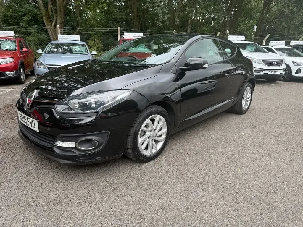 Used Renault Mégane Coupé Dynamique 108 HP (79 kW) 2015 Black Coupe