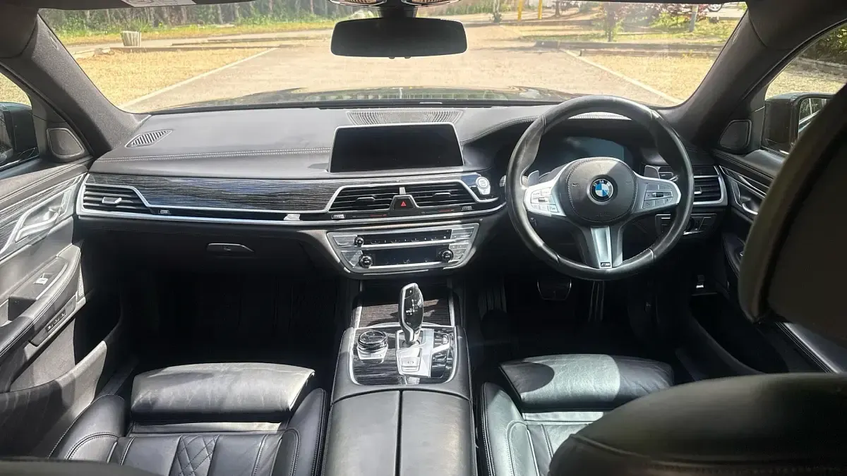 Usado BMW 740 M Sport 340 CV (250 kW) 2020 Negro Berlina