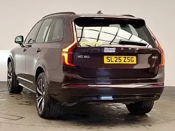 Used Volvo XC90 Plus 250 HP (183 kW) 2025 Red SUV