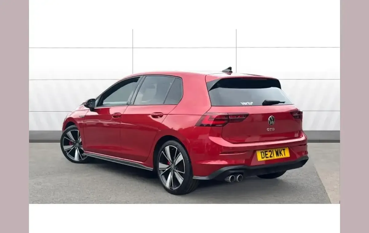 Used VW Golf VIII GTD 196 HP (144 kW) 2021 Red Hatchback