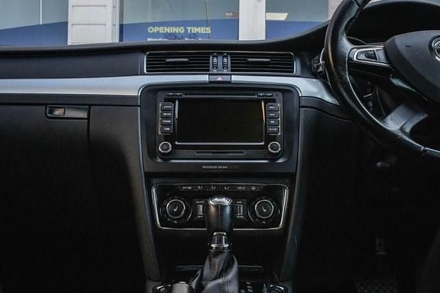 Used Skoda Superb Elegance 170 HP (125 kW) 2015 Beige Estate