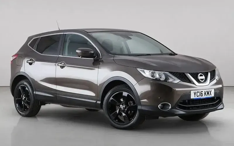 Used Nissan Qashqai N-Connecta 110 HP (80 kW) 2016 SUV
