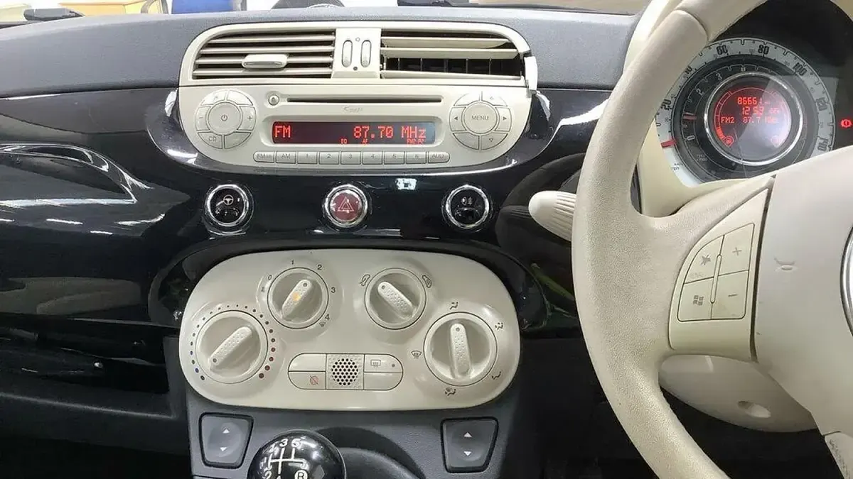 Used Fiat 500 Lounge 69 HP (50 kW) 2012 Black Hatchback