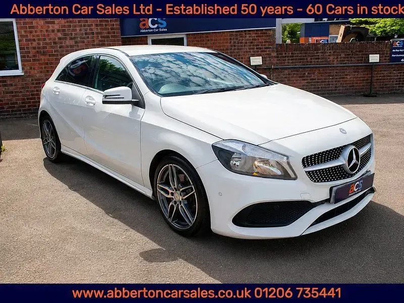 Used Mercedes A160 Executive 102 HP (75 kW) 2017 White Hatchback
