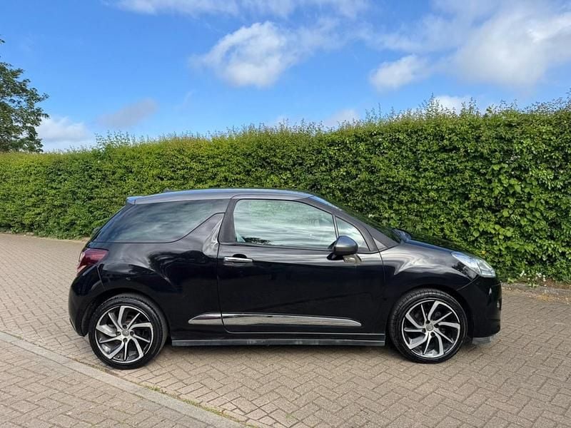Used Citroën DS3 PureTech 2015 Black Hatchback