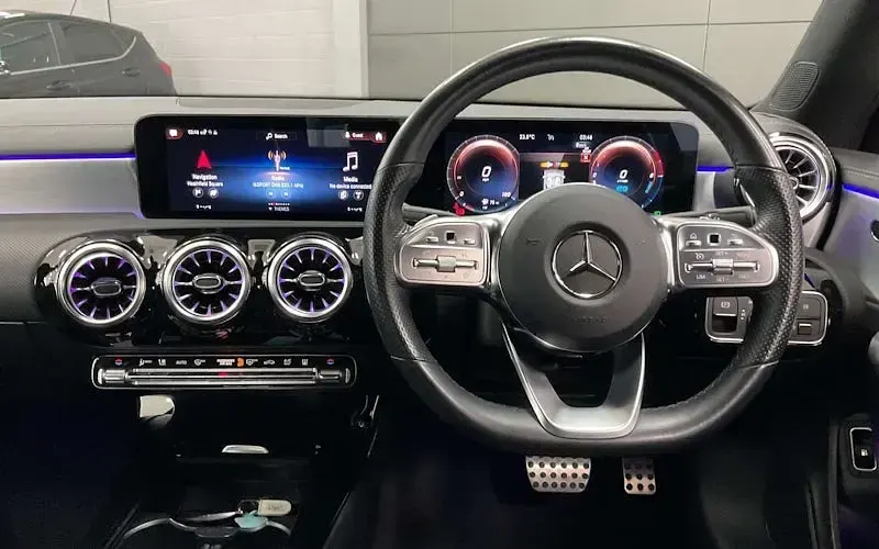 Used Mercedes E250 AMG line 218 HP (160 kW) 2022 White Sedan