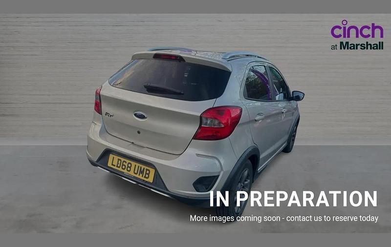 Usado Ford Ka Plus Active 84 HP (61 kW) 2018 Prateado Citadino