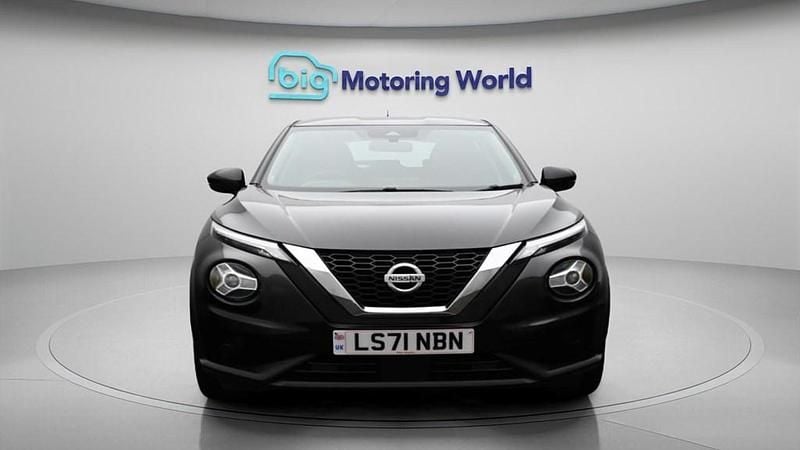 Used Nissan Juke Acenta 117 HP (86 kW) 2022 Black SUV