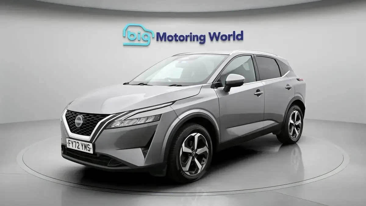 Used Nissan Qashqai N-Connecta 140 HP (102 kW) 2022 Grey SUV