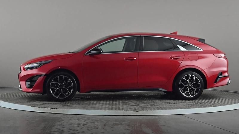 Used Kia ProCeed GT-Line 157 HP (115 kW) 2024 Red Estate