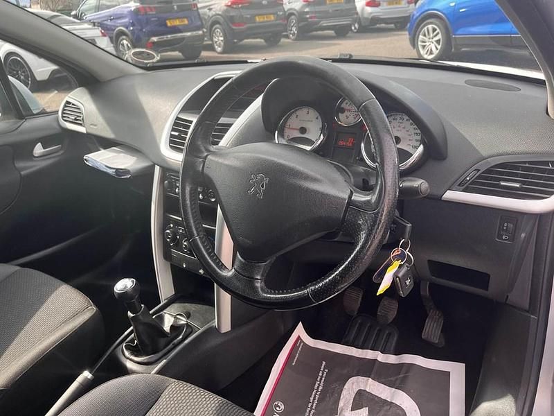 Second-hand Peugeot 207 Active 92 CP (67 kW) 2013 Argintiu Break