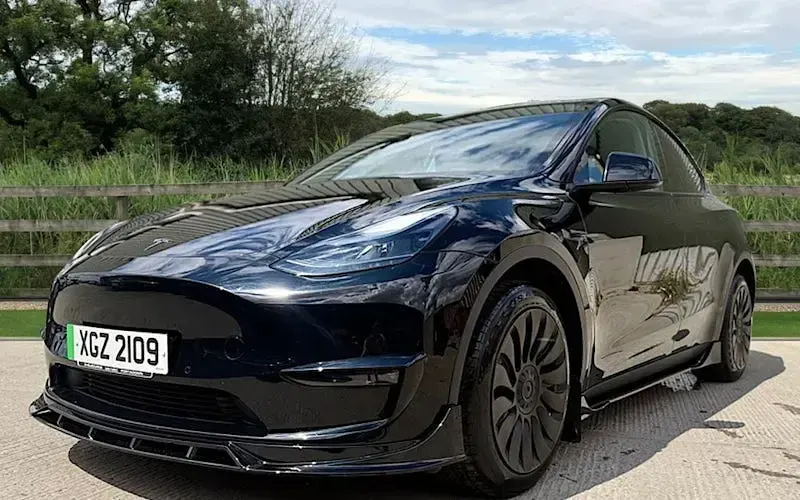 Used Tesla Model Y Long Range AWD 286 kW (389 HP) 2025 SUV