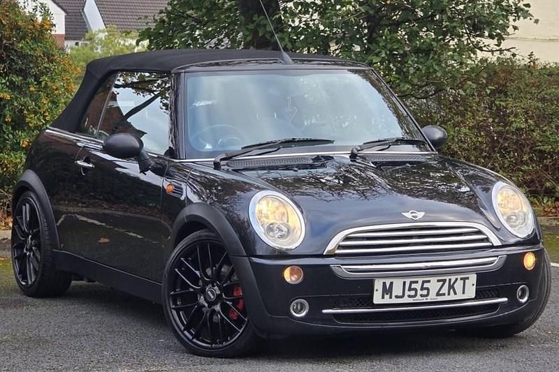 Used Mini ONE 2005 Black Hatchback