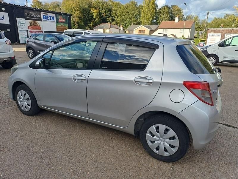 Silver Used 2025 Toyota Yaris | £5,995 - Image 1/4