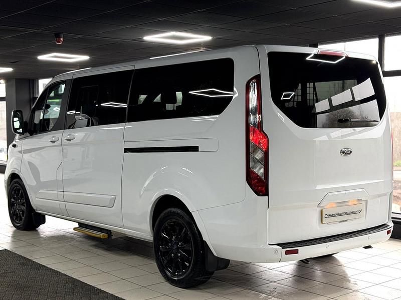 Used Ford Tourneo Titanium 2019 White Estate